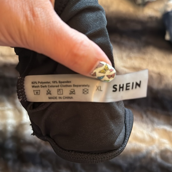 SHEIN/ROMWE 3 Bikini Top Bundle - Picture 10 of 10